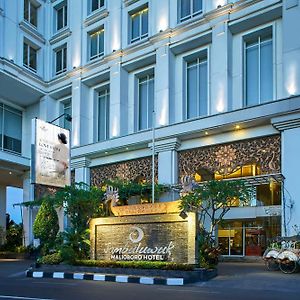 Jambuluwuk Malioboro Hotel Yogyakarta